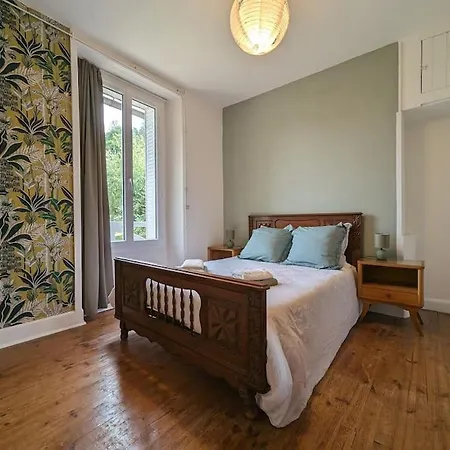 Maison Des Annees 30 - - 14 Personnes Holiday home *